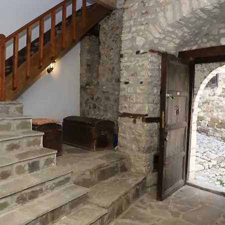 Villa Athina In Berat Castle - Since 1741 Exterior photo
